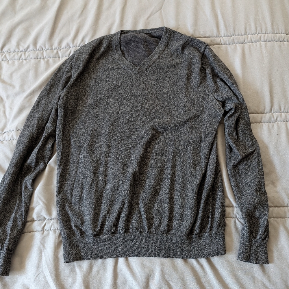 Calvin Klein Sweater